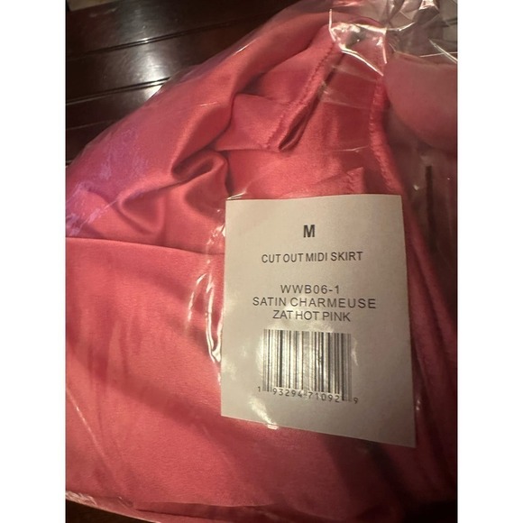 Revolve WeWoreWhat Women's Cut Out Midi Skirt Satin Charmeuse Hot Pink Sz M NWT - Picture 9 of 9